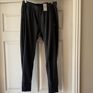 YPB  Men's dark grey Jogger Pants Sz M.  NWT. Box12